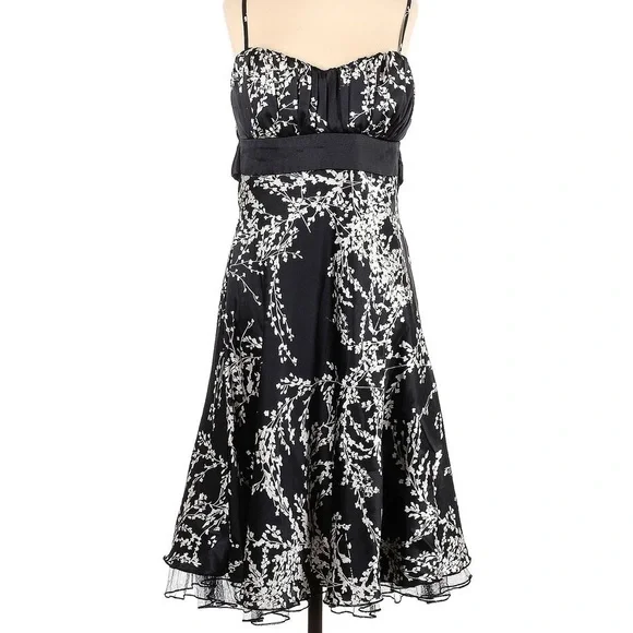 Speechless | Tulle Lined Black & White Floral Adjustable Straps Dress Size 9 - Picture 3 of 12